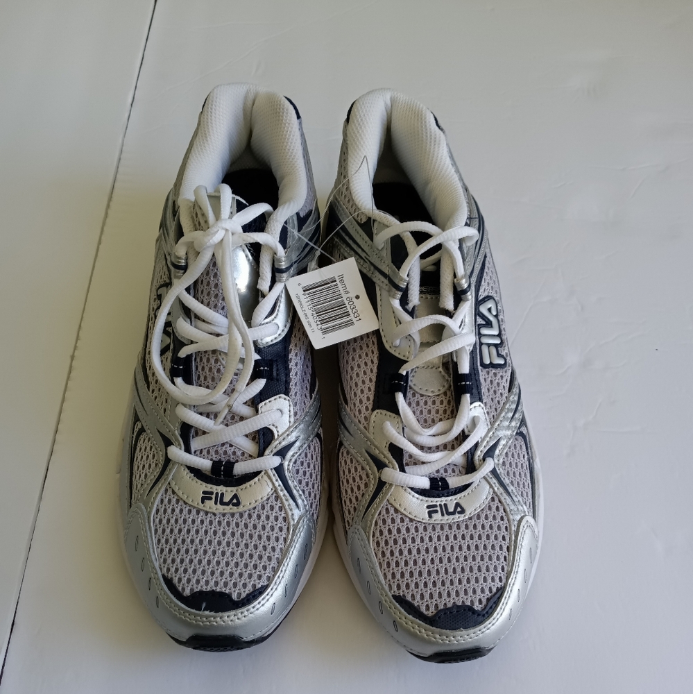 NWT Fila DLS Lite Men's shoes. Size 11